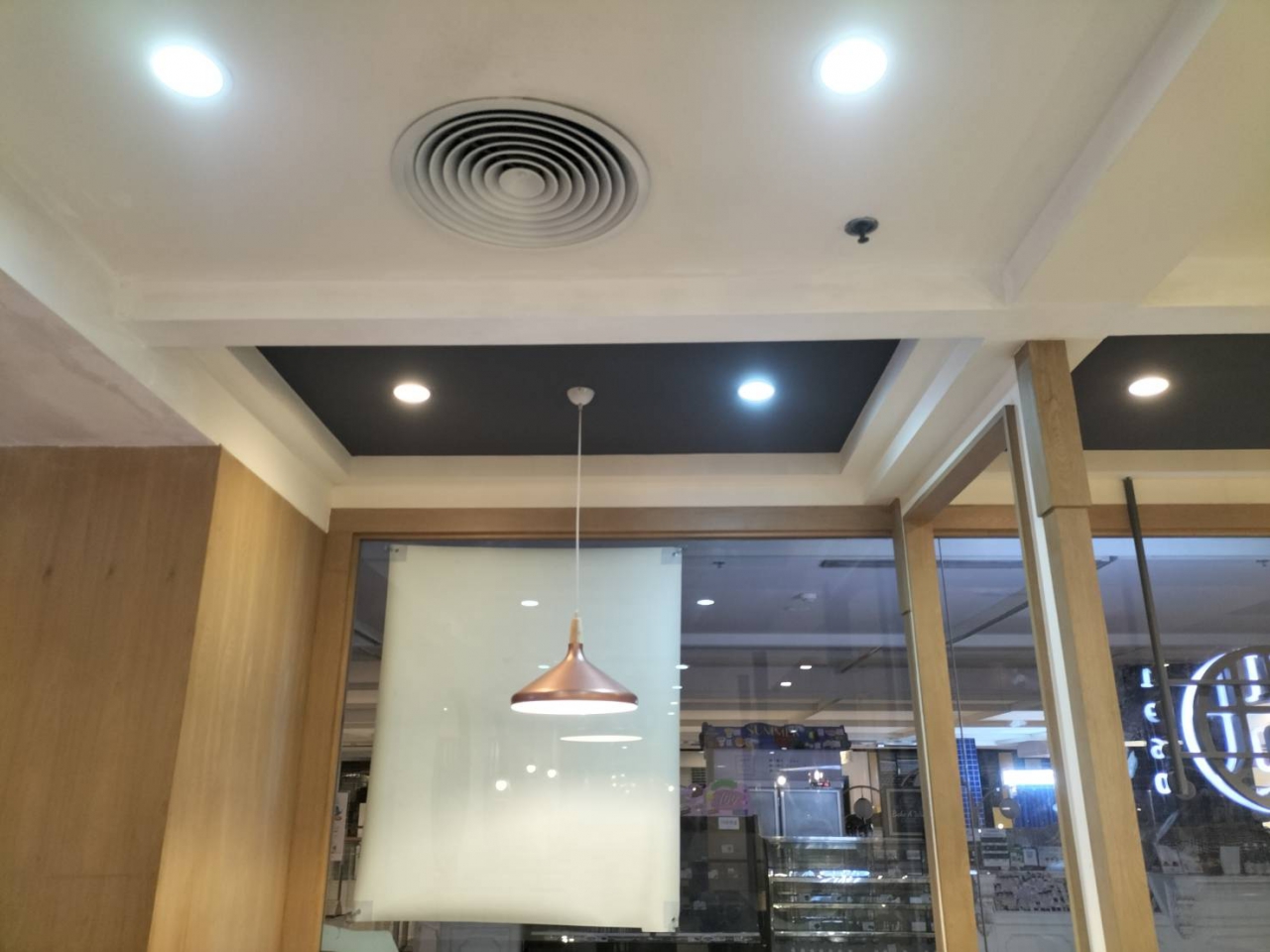 22034_0.jpg - ไฟร้านอาหาร | https://ช่างรับเหมาไฟฟ้า.com