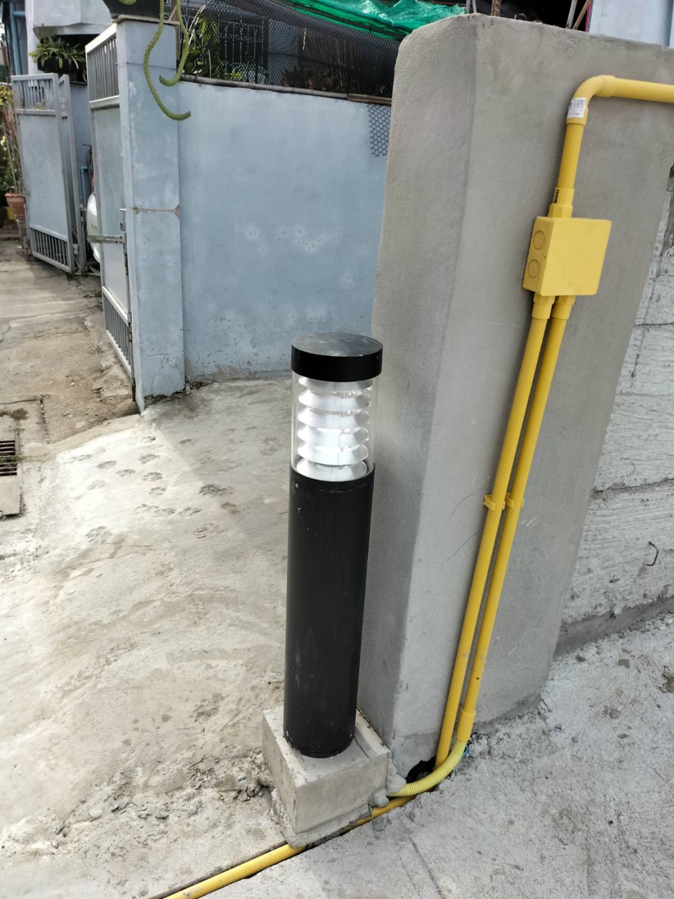 22028_0.jpg - ไฟลานจอดรถ | https://ช่างรับเหมาไฟฟ้า.com